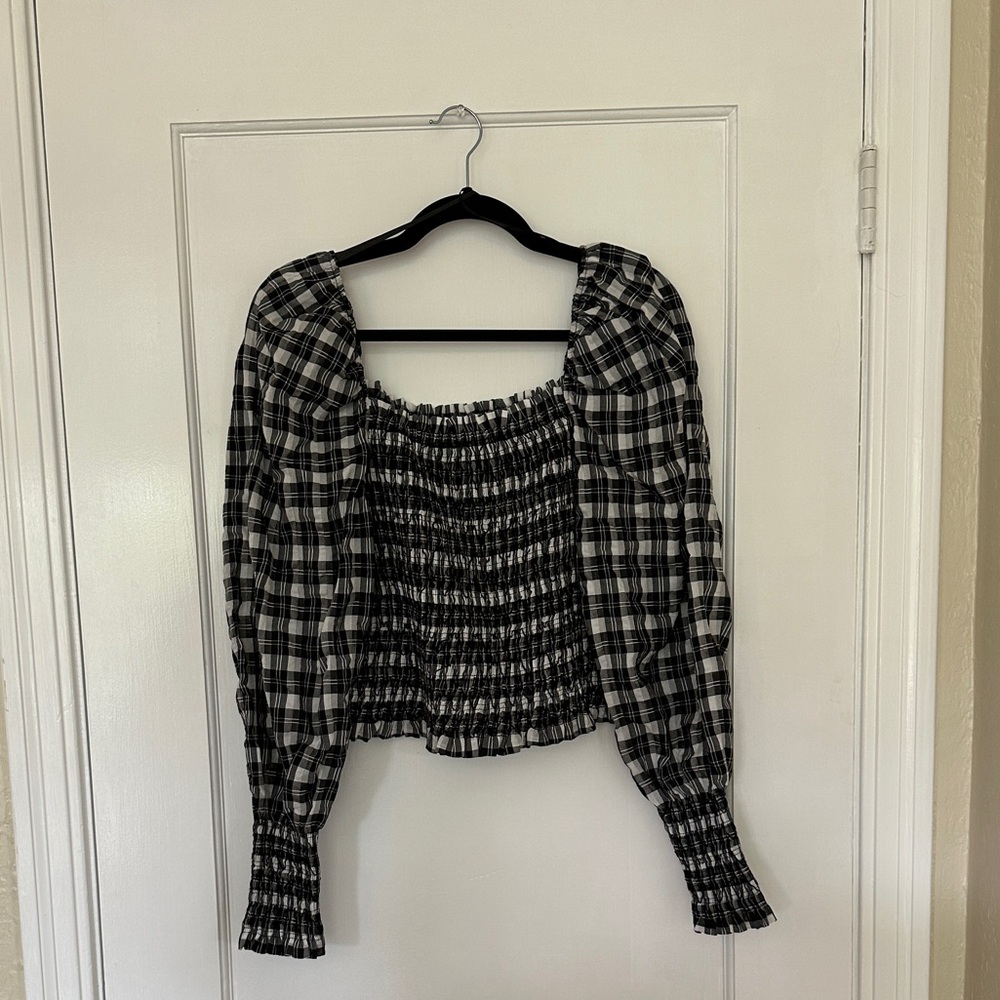 H&M Monochrome Checkered Smocked Blouse